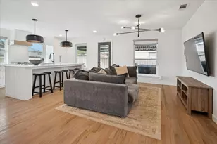 3148 Woodwind Ln, Dallas, TX 75229 - Photo 6