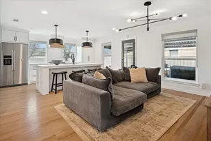 3148 Woodwind Ln, Dallas, TX 75229 - Photo 8