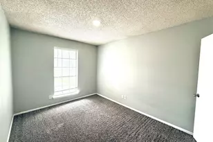 1021 Vera Ct, Irving, TX 75060 - Photo 8