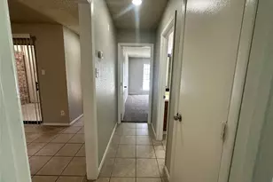 1021 Vera Ct, Irving, TX 75060 - Photo 14