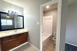 1021 Vera Ct, Irving, TX 75060 - Photo 12