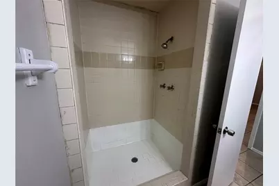 1021 Vera Court, Irving, TX 75060 - Photo 16