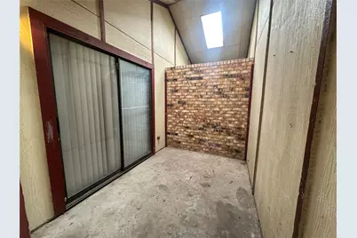 1021 Vera Court, Irving, TX 75060 - Photo 18