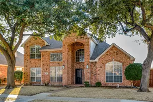 8117 Halliford Dr, Plano, TX 75024 - Photo 2