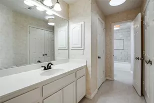 8117 Halliford Dr, Plano, TX 75024 - Photo 28