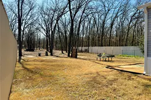 229b Forest Ln Dr, Mabank, TX 75156 - Photo 2