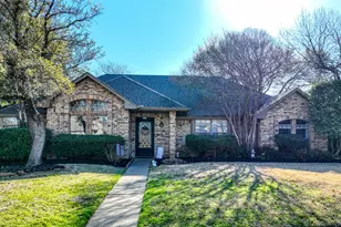 1624 S 5th St, Midlothian, TX 76065 - Photo 2