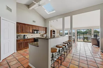 140 Blackfoot Trail, Gainesville, TX 76240 - Photo 8