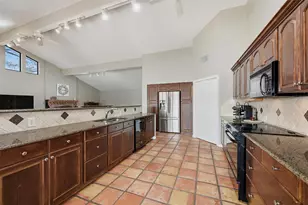 140 Blackfoot Trail, Gainesville, TX 76240 - Photo 10