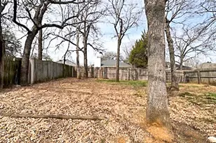 1302 Cardinal Oaks Dr, Mansfield, TX 76063 - Photo 2