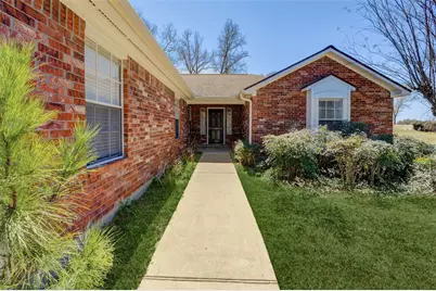 455 Cherry Hills Drive, Huntsville, TX 77340 - Photo 1