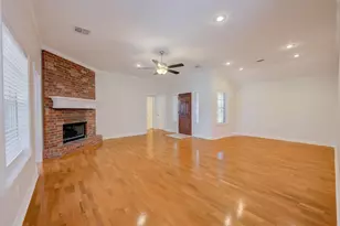 455 Cherry Hills Dr, Huntsville, TX 77340 - Photo 6