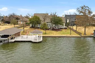 143 Blackfoot Trail, Lake Kiowa, TX 76240 - Photo 4
