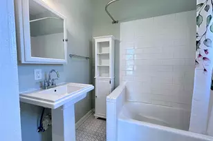 931 N 12th St, Waco, TX 76707 - Photo 24