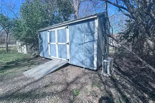 931 N 12th St, Waco, TX 76707 - Photo 38