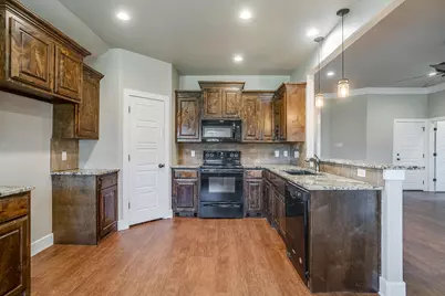 110 Hummingbird Drive, Weatherford, TX 76088 - Photo 14