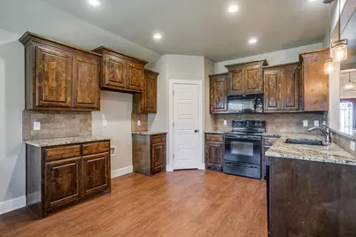 110 Hummingbird Drive, Weatherford, TX 76088 - Photo 12