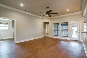 110 Hummingbird Dr, Weatherford, TX 76088 - Photo 4