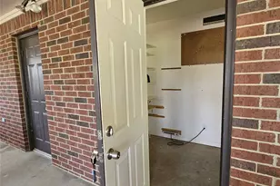 5731 N Cape Dr, Chandler, TX 75758 - Photo 22