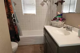 310 S Mockingbird Ln, Abilene, TX 79605 - Photo 8