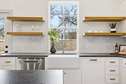 538 Proctor Avenue, Waco, TX 76708 - Photo 12