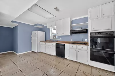 124 Seaside Drive, Mabank, TX 75156 - Photo 10