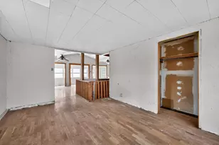 124 Seaside Dr, Mabank, TX 75156 - Photo 20