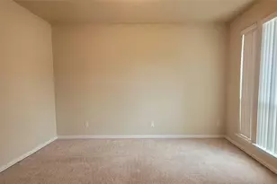 1220 Cloverhill Ln, DeSoto, TX 75115 - Photo 4