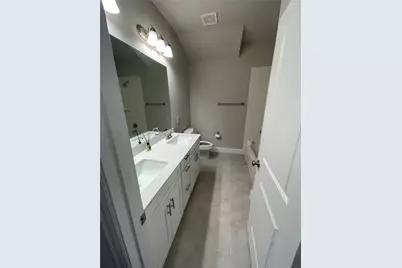 560 Hutchinson Lane, Lewisville, TX 75077 - Photo 18