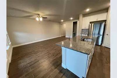 560 Hutchinson Lane, Lewisville, TX 75077 - Photo 1