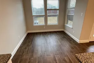 560 Hutchinson Ln, Lewisville, TX 75077 - Photo 6