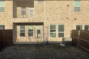 560 Hutchinson Ln, Lewisville, TX 75077 - Photo 22