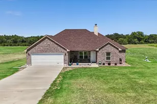 1215 River Hills Rd, Stephenville, TX 76401 - Photo 2