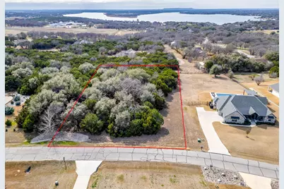 137 Helton Drive, Granbury, TX 76049 - Photo 1