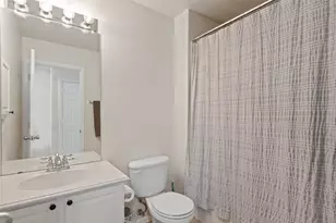 505 Legends Dr, Lewisville, TX 75057 - Photo 16