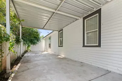 703 N Jester Avenue, Dallas, TX 75211 - Photo 22