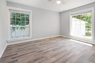 703 N Jester Ave, Dallas, TX 75211 - Photo 14