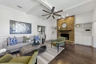 2832 Cambridgeshire Dr, Carrollton, TX 75007 - Photo 4