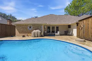 2832 Cambridgeshire Dr, Carrollton, TX 75007 - Photo 30