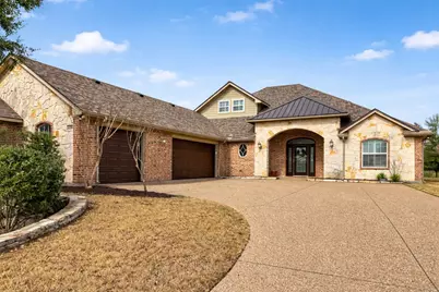 6236 Montrose Street, Cleburne, TX 76033 - Photo 2