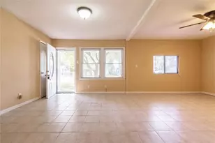 2515 Greenhurst Dr, Dallas, TX 75234 - Photo 2