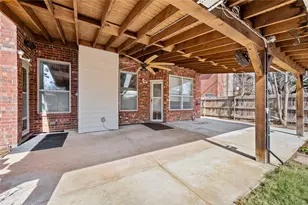 2705 Magnolia Ln, Grapevine, TX 76051 - Photo 34