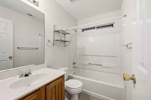 2705 Magnolia Ln, Grapevine, TX 76051 - Photo 26