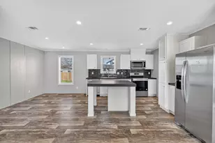 104 4th St, Graford, TX 76449 - Photo 10