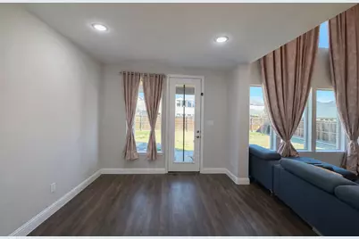 2136 Chapman Lane, Little Elm, TX 75068 - Photo 12