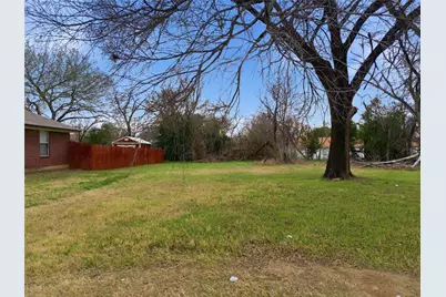 1212 Preston Street, Waco, TX 76704 - Photo 4