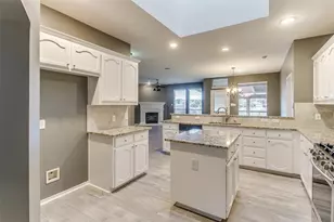 12837 Parkersburg Dr, Keller, TX 76244 - Photo 10