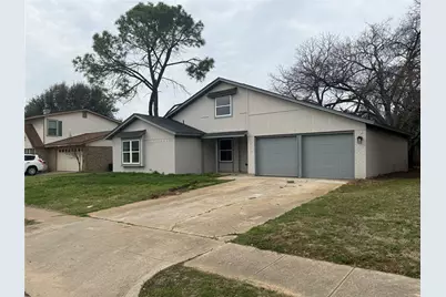 507 Parker Drive, Euless, TX 76039 - Photo 2