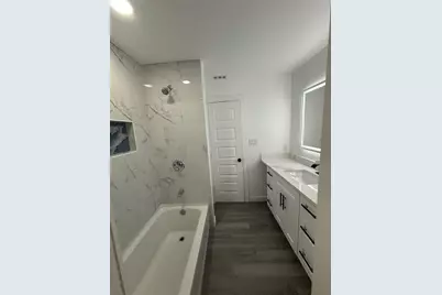 507 Parker Drive, Euless, TX 76039 - Photo 14