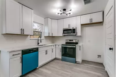 507 Parker Drive, Euless, TX 76039 - Photo 12